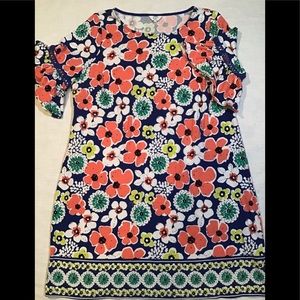Women’s size Petite Extra large short sleeve crown and ivy dress